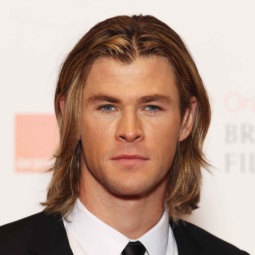 chris hemsworth long hair