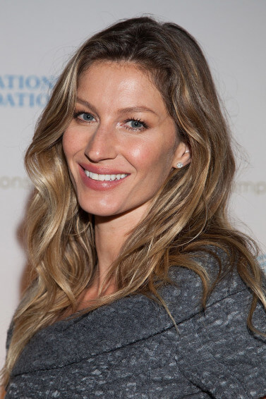 Gisele bundchen with long dark blonde hair