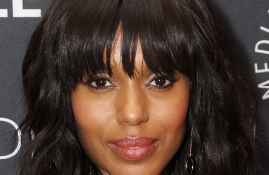 Kerry Washington - black lob length hair with block fringe.