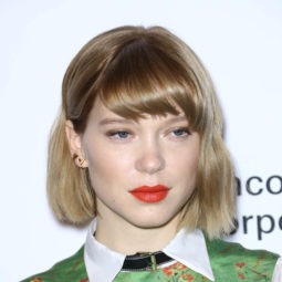 lea seydoux blonde bob with full sweeping bangs