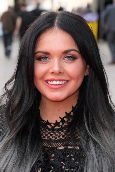 gogglebox star scarlett moffatt with dark hair and grey ombre