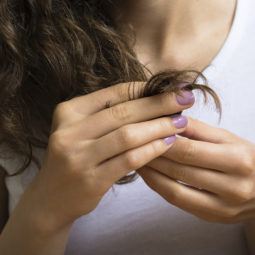 How to avoid split ends on curly hair