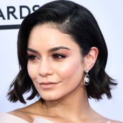 close up of Vanessa Hudgens at the Billboard Music Awards with short wavy bob hairstyle